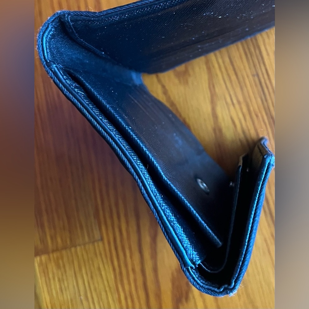 Prada wallet - Picture 4 of 6